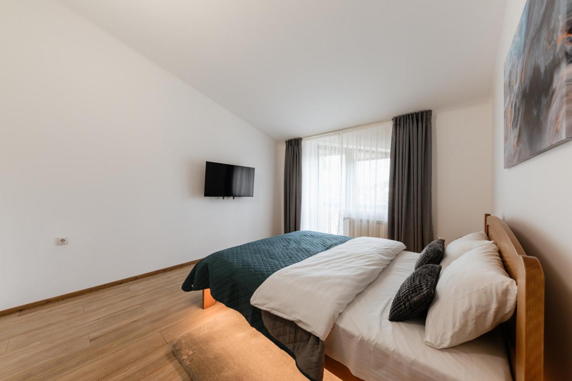 Luxury Apartments Uzhorod Ngoại thất bức ảnh