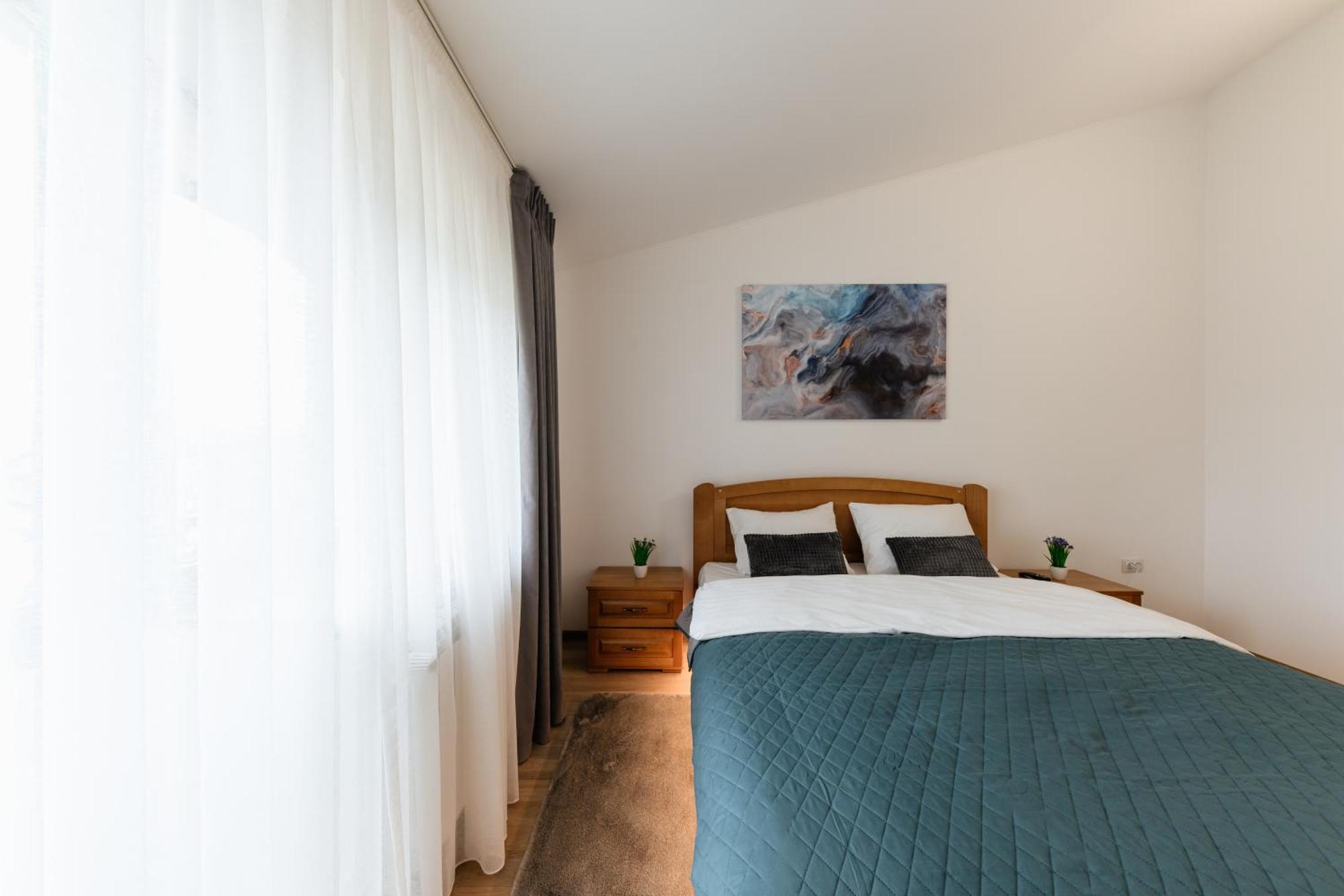 Luxury Apartments Uzhorod Ngoại thất bức ảnh