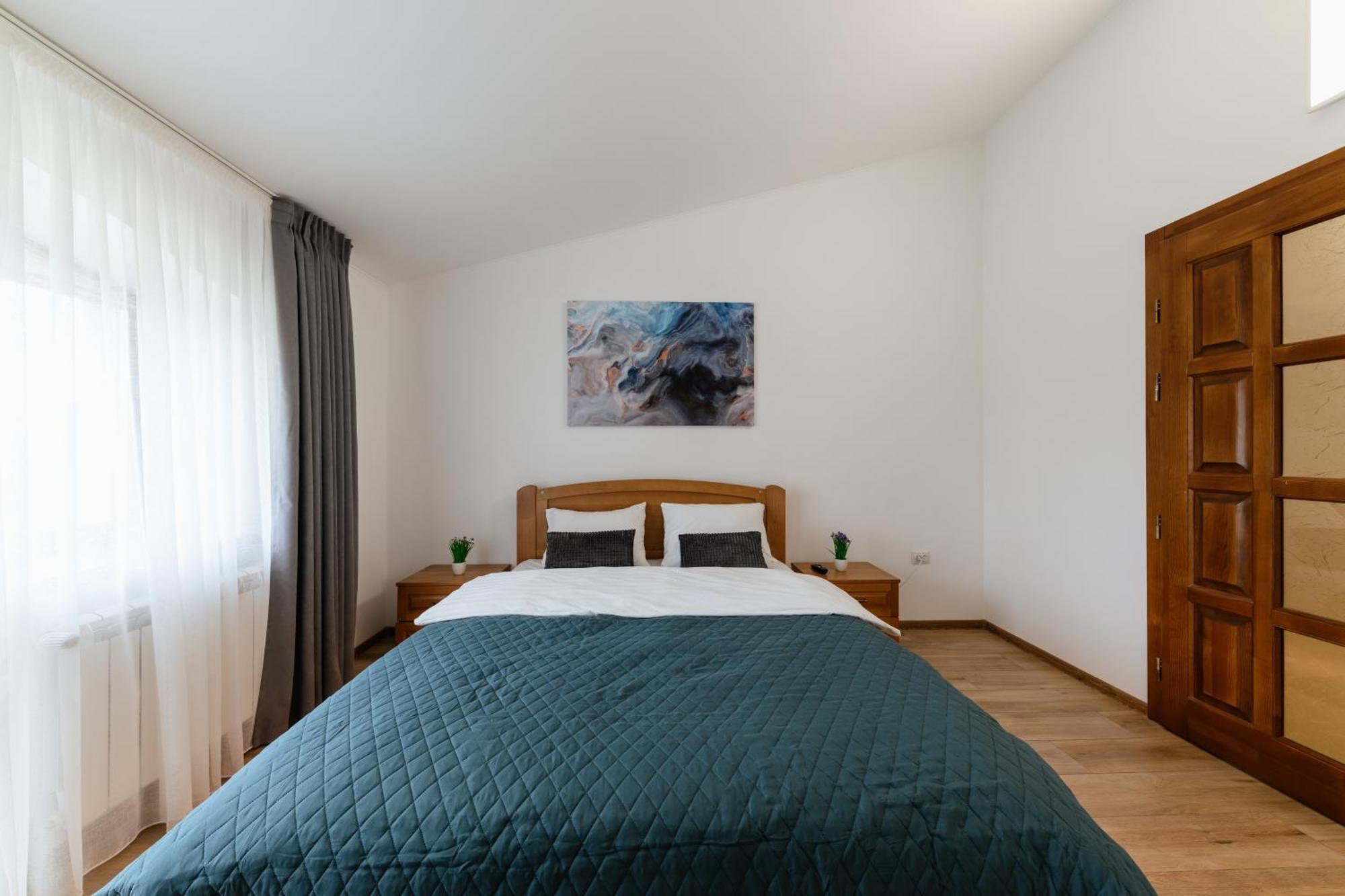 Luxury Apartments Uzhorod Ngoại thất bức ảnh
