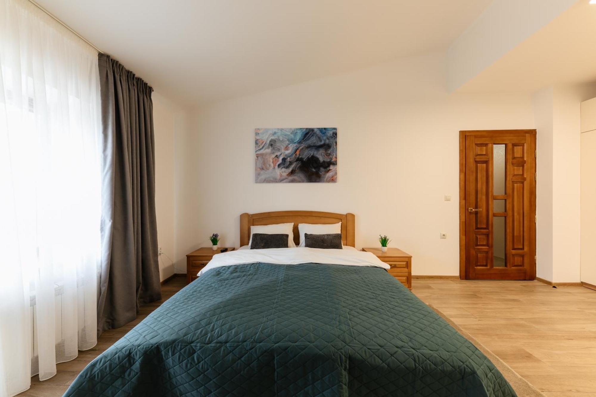 Luxury Apartments Uzhorod Ngoại thất bức ảnh